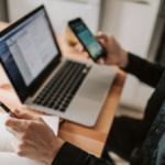 Fraude digital se dispara en Navidad: SONDA alerta sobre las modalidades más críticas y recomienda cómo proteger pagos en línea